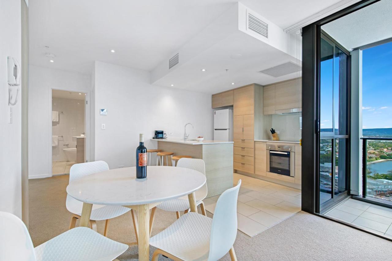 The Eureka Gold Coast Residence On Broadbeach Eksteriør billede
