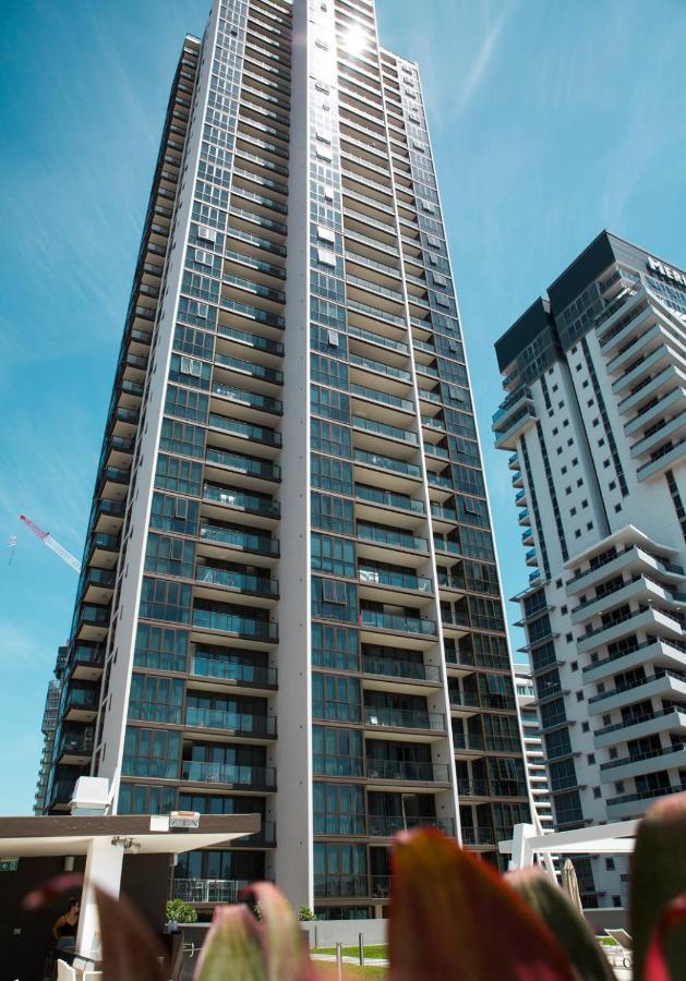 The Eureka Gold Coast Residence On Broadbeach Eksteriør billede